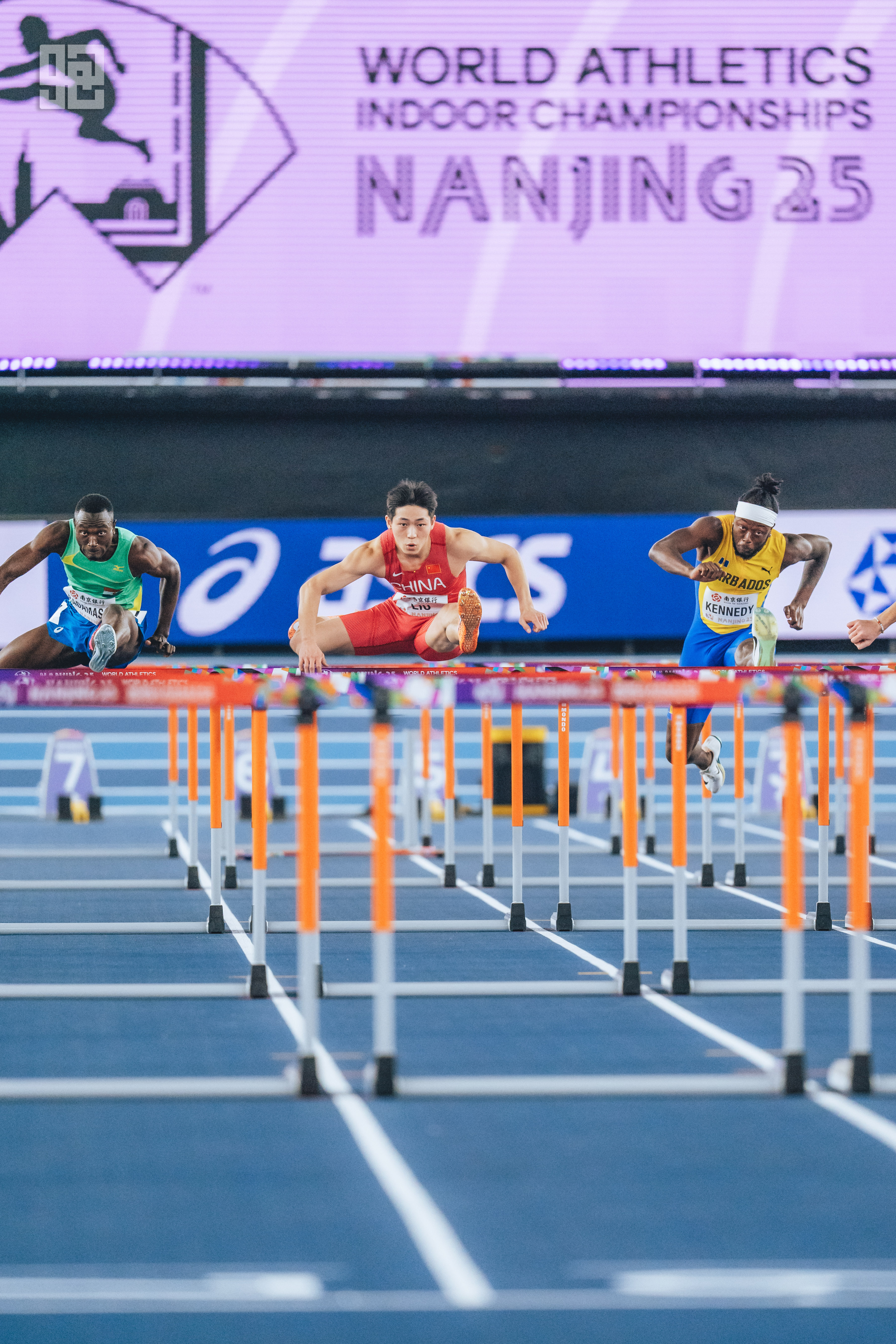 雷速体育-澳大利亚运动员在田径赛中取得佳绩