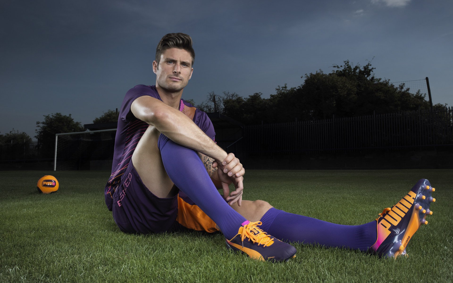 世界排名争夺战之夜，内马尔用统治级数据宣告，王权没有黄昏