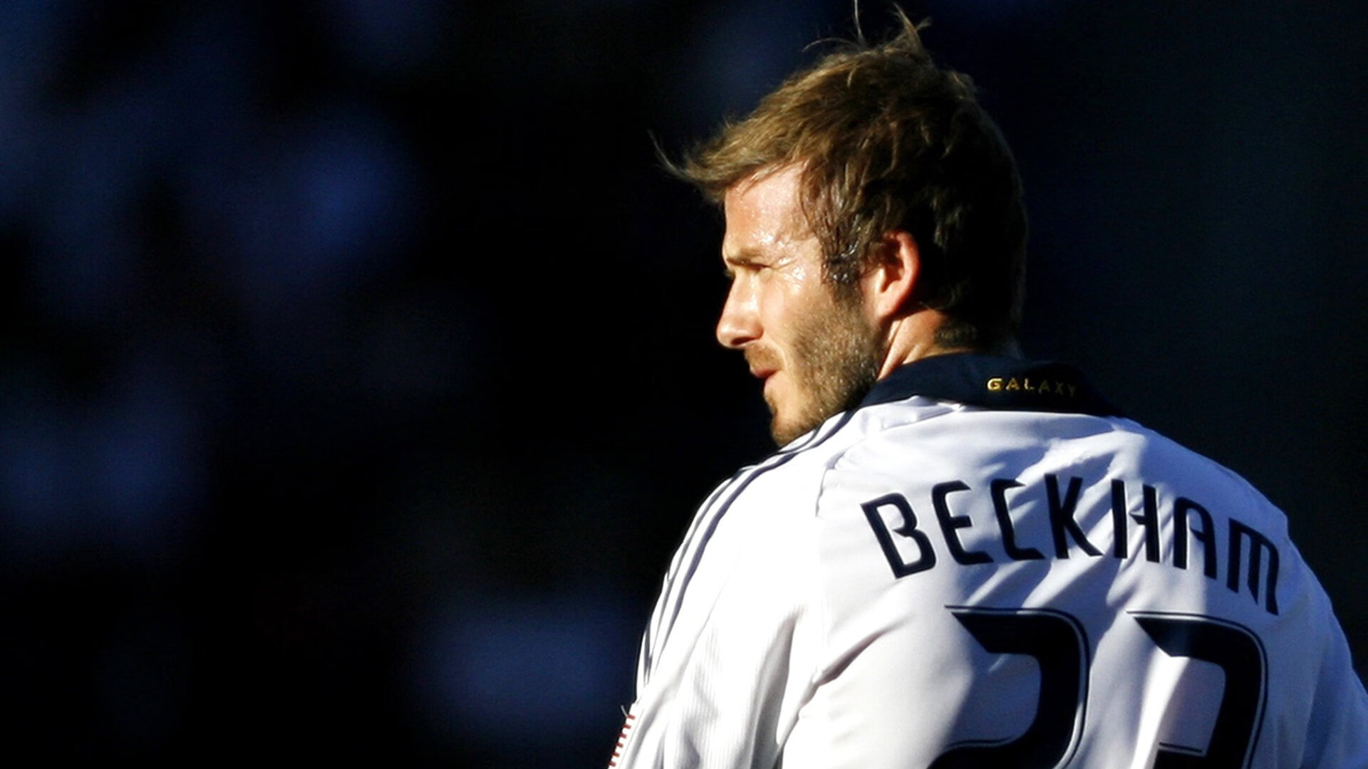 当仙人掌碾过太极虎,凯恩纪录之夜背后的足球全球化寓言